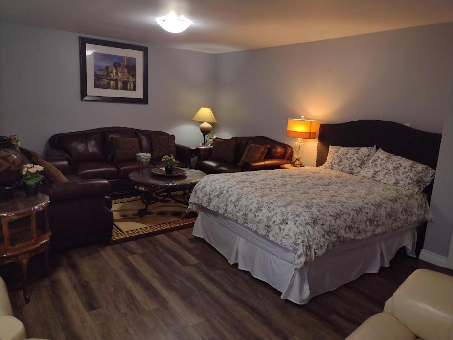 Luxury Suites At Military Trail Торонто Стая снимка